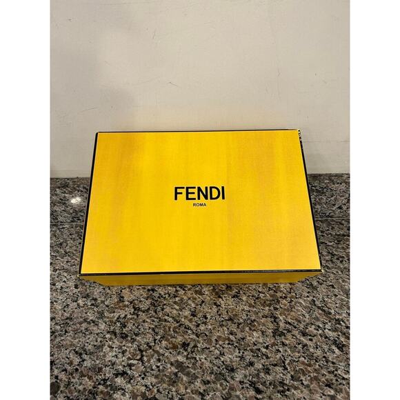 Fendi White Leather Low Top Fendi Logo Print Blue SZ 11 Sneakers - SAL 325571